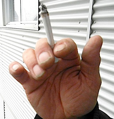 Soon smokers from Nunavik will have to go cold-turkey when they are in southern Quebec jails. (FILE PHOTO)