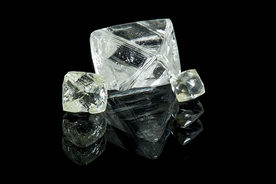 These three diamonds are among many found within the second batch of bulk sample material recovered from the Peregrine Diamonds Ltd. CH-6 kimberlite pipe, part of the Chidliak project near Iqaluit. The eight-sided stone in the middle of this picture weighs in at 8.87 carats. In an announcement Jan. 16, Peregrine said the 182.1 tonne bulk sample, extracted last year, produced a grade of 2.87 carats per tonne. With an overall grade of 2.78 carats per tonne, CH-6 is one of the highest grade kimberlite pipes in the world, Peregrine said. Read more on nunatsiaqonline.ca (PHOTO COURTESY OF PEREGRINE DIAMONDS)