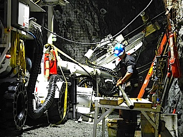 A worker prepares to drill in the underground mine shaft at the Doris North mine in 2011. (FILE PHOTO)