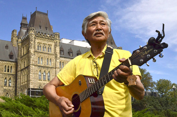 The great country-gospel singer Etulu Aningmiuq preparing for a performance on Parliament Hill Sept. 10 in a celebration of life held to mark World Suicide Prevention Day, organized by the National Inuit Youth Council and Inuit Tapiriit Kanatami, with volunteers from Pauktuutit and Tungasuvvingat Inuit. The suicide rate among children and teens in Inuit Nunangat was 30 times greater than for youth in the rest of Canada in the five-year period between 2004 and 2008 and is responsible for 40 per cent of deaths among Inuit youth. (PHOTO BY JIM BELL)