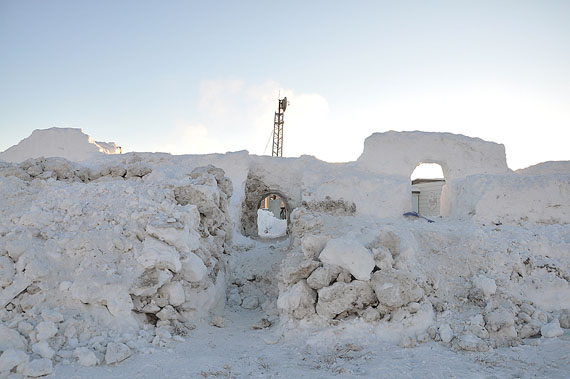 A 10-foot-high snow castle, replete with tunnels, ramparts and turrets, entices Iqaluit kids from behind the old Inuit Broadcasting Corp. building in the city's Base area. A local parent, François Ouellette, said on Iqaluit's Public Service Announcement Facebook page Jan. 4 that he's built a snow fort in that location in each of the past five years. 