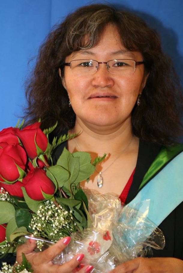 Saa Pitsiulak, an Inuktitut language program officer with the Department of Culture and Heritage, is the winner of the 12th annual Council of the Federation Literacy Award for Nunavut. (PHOTO/FACEBOOK)