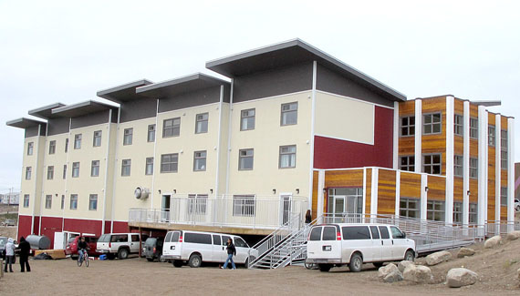 Iqaluit's patient residence, located across the road from the Qikiqtani hospital, many see more clients with the arrival of new funding for prenatal escorts in Nunavut. (FILE PHOTO) 