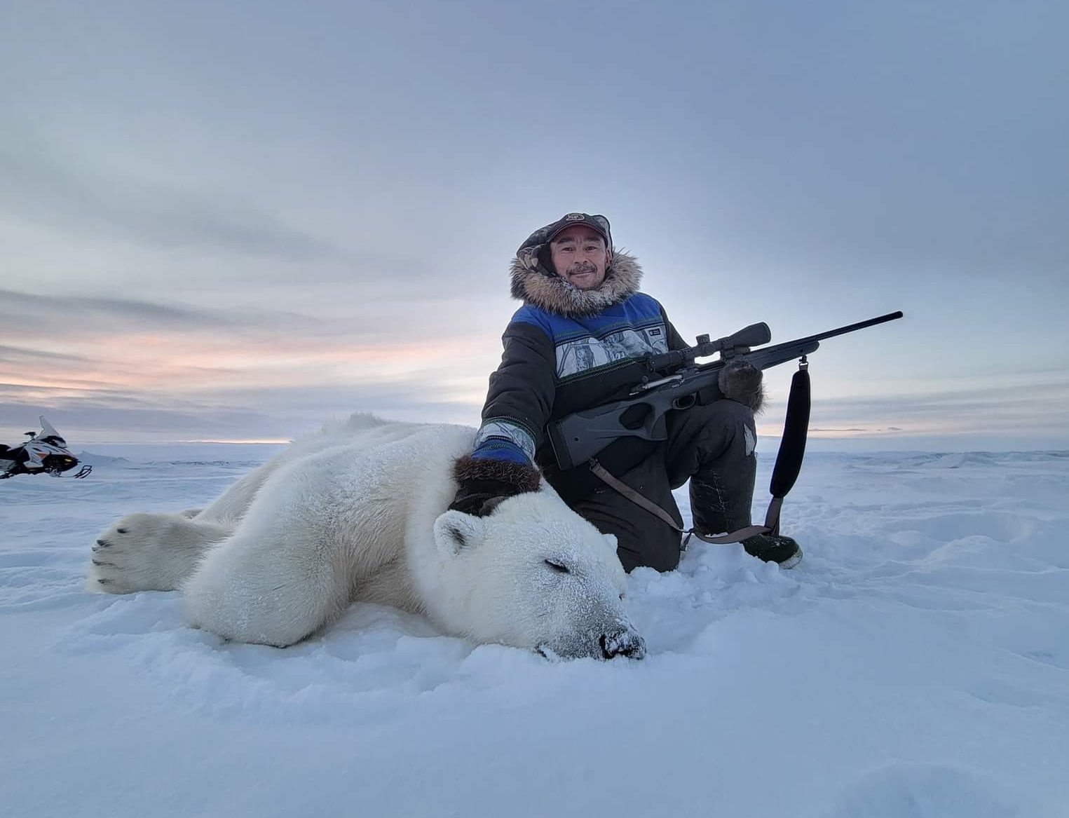 Inuit Hunting Polar Bears Polar Bear Hunt Nanuq Polar Bear Arctic