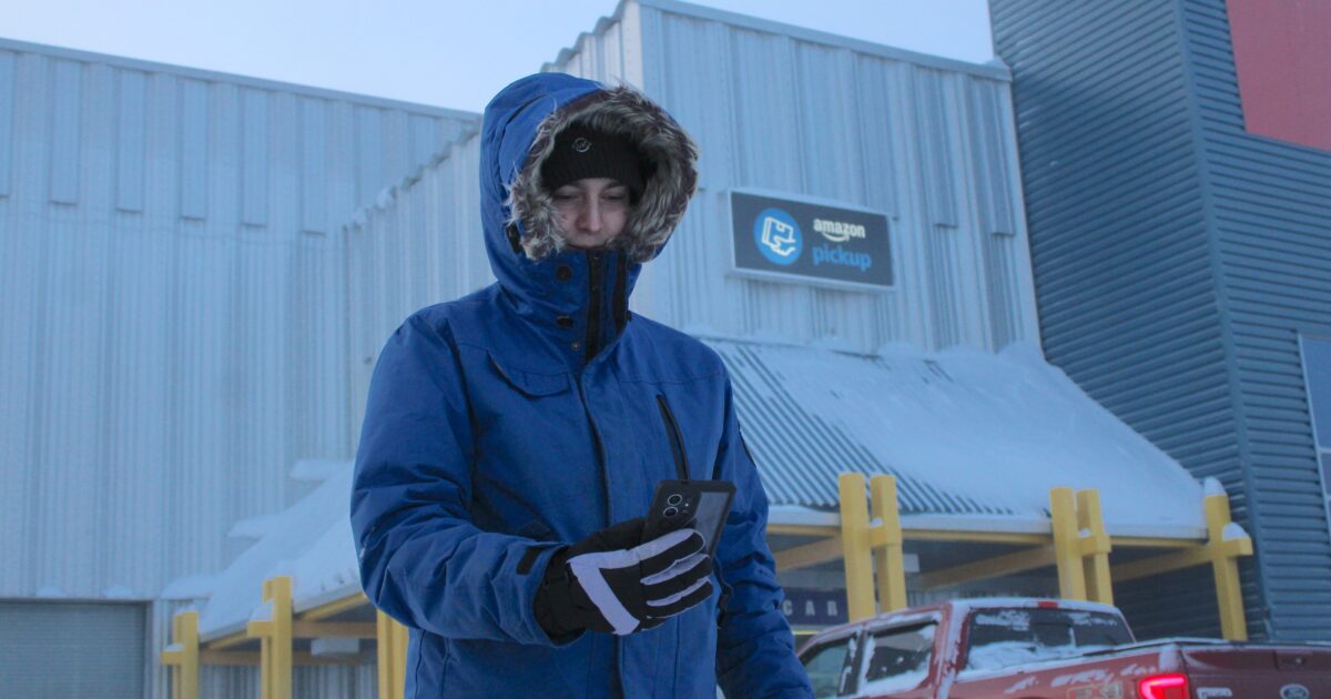 ‘Bizarre’ changes to Amazon Hub in Iqaluit leave customers in dark